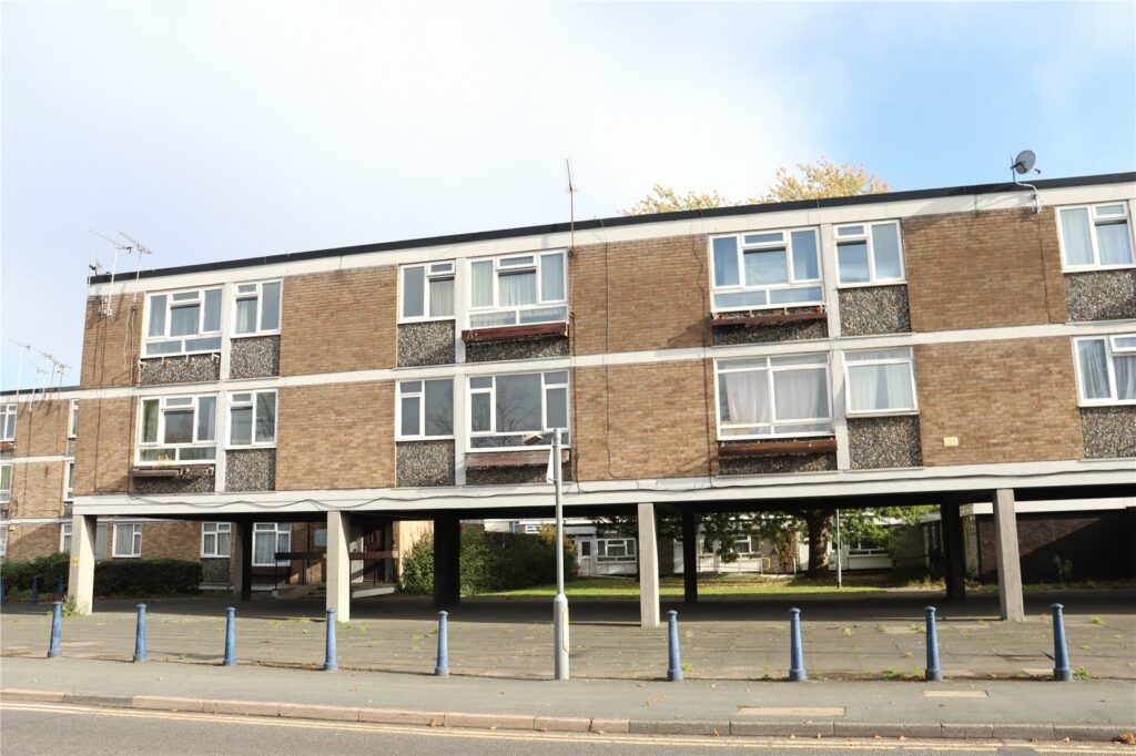 Ballards Walk, Lee Chapel North, Basildon, Essex, SS15 5HR